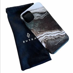 Burga tough cases! Fits IPhone 11 Pro Max.